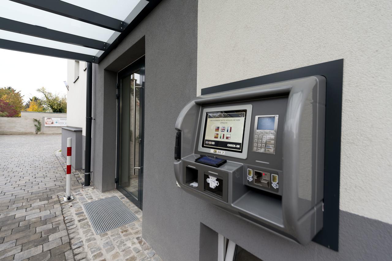 Wn Rooms Wiener Neustadt Dış mekan fotoğraf