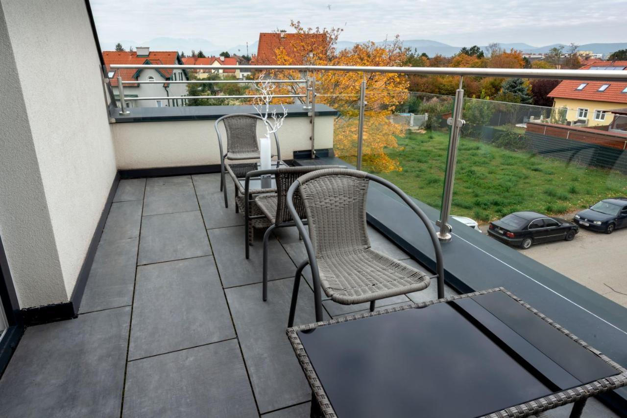 Wn Rooms Wiener Neustadt Dış mekan fotoğraf